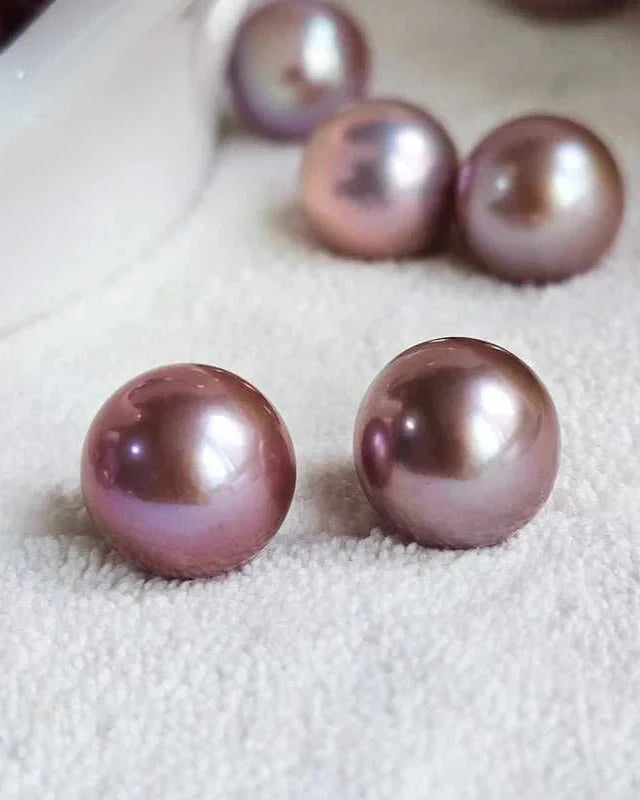 Perfectly round natural Aurora Violet Freshwater Edison Pearl loose bead with high luster and clean surface